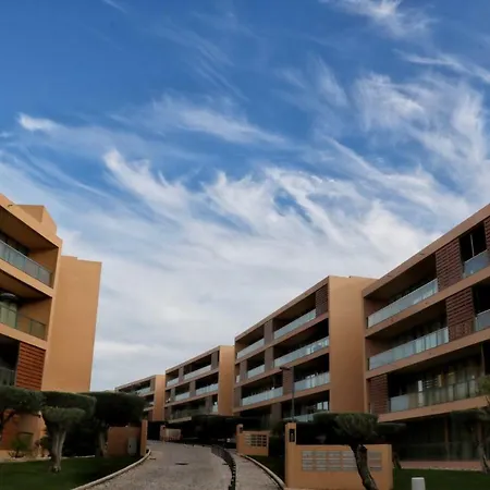 Herdade Dos Salgados * אלבופיירה